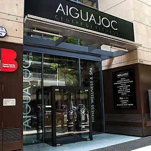 Fisioesthetic está en Aiguajoc, en Barcelona
